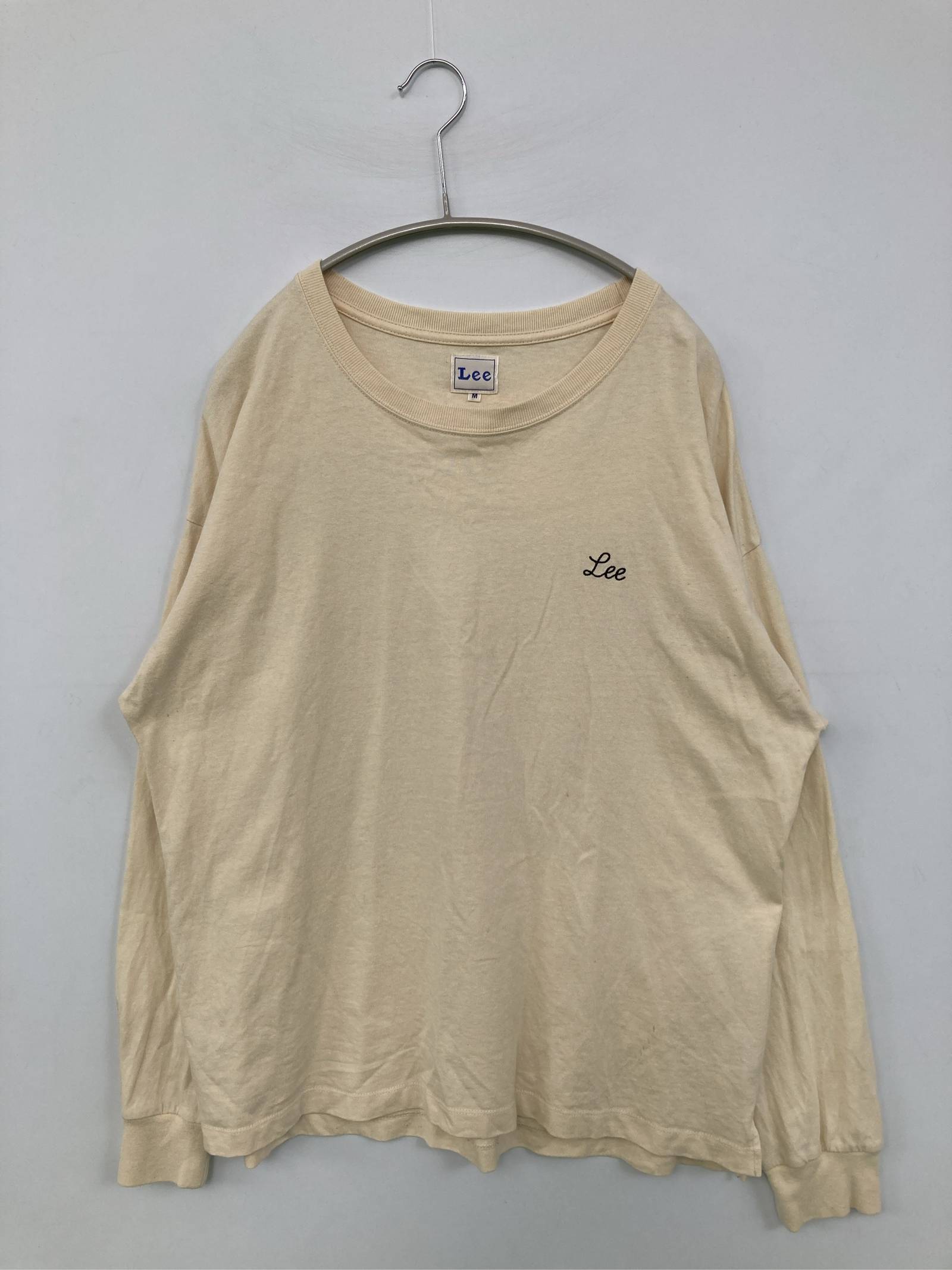 Rakuten - 【中古】Lee リー Tシャツ/カットソー M アイボリー バックプリント ブランドロゴ 刺繍 ミドル丈 長袖 クルーネック(丸首) レディース