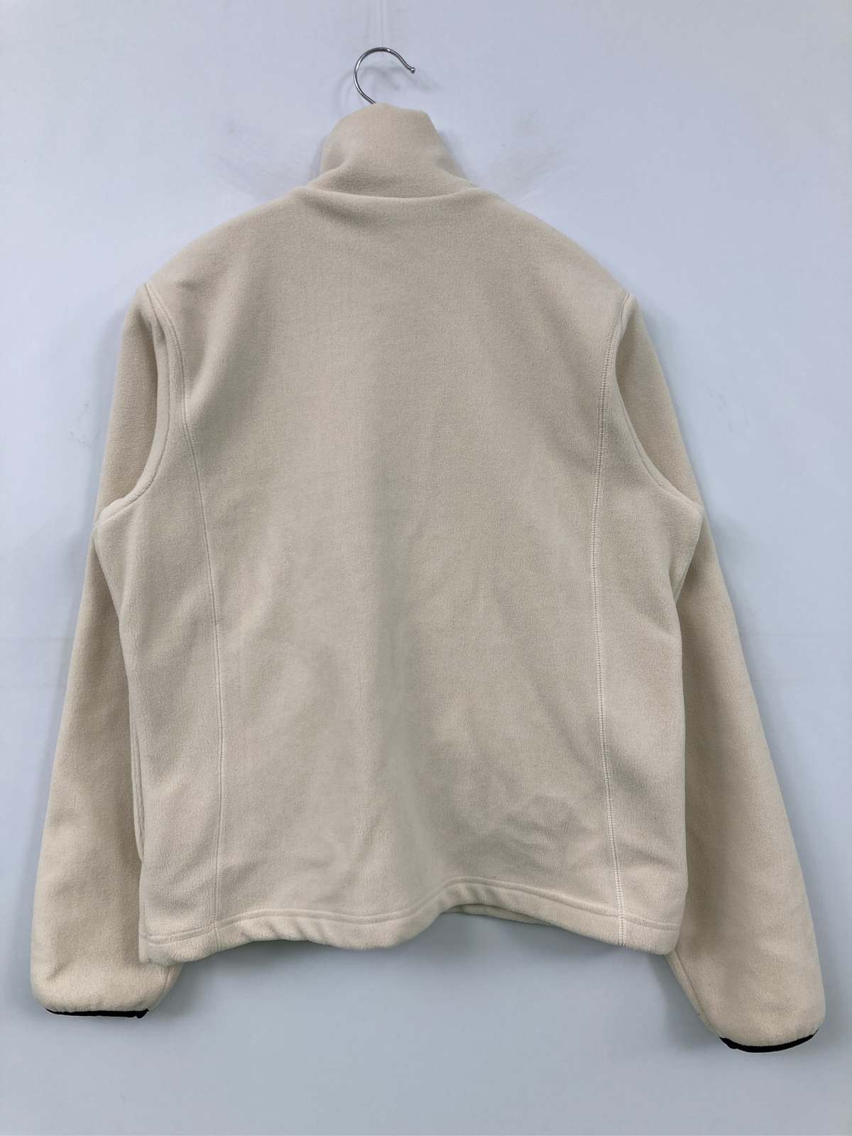 digdig 楽天市場店の【中古】adidas アディダス アウター S アイボリー 無地 ワンポイント ブランドロゴ ミドル丈 フードなし ジップアップ レディース｜アングル2