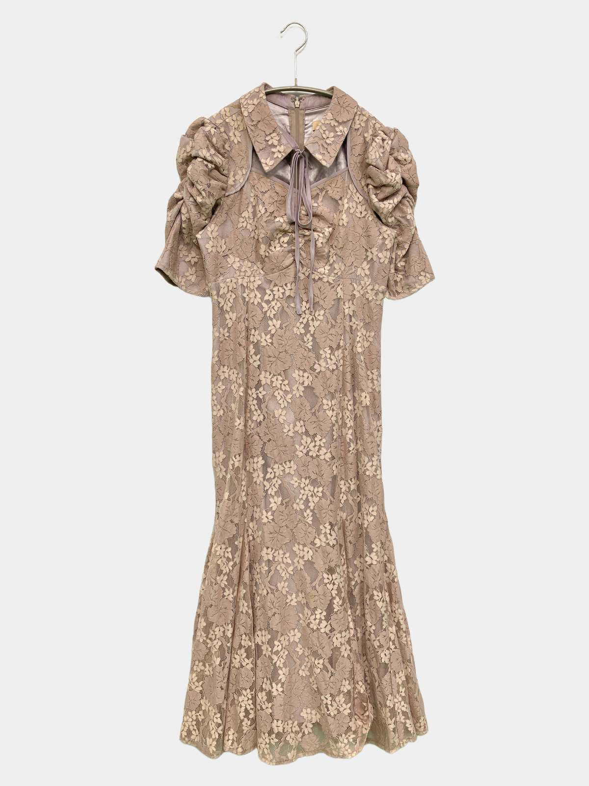【中古】An MILLE アンミール ワンピース ベージュ 花柄・ボタニカル柄 半袖 ロング・マキシ丈 台形 リボン フリル レディース