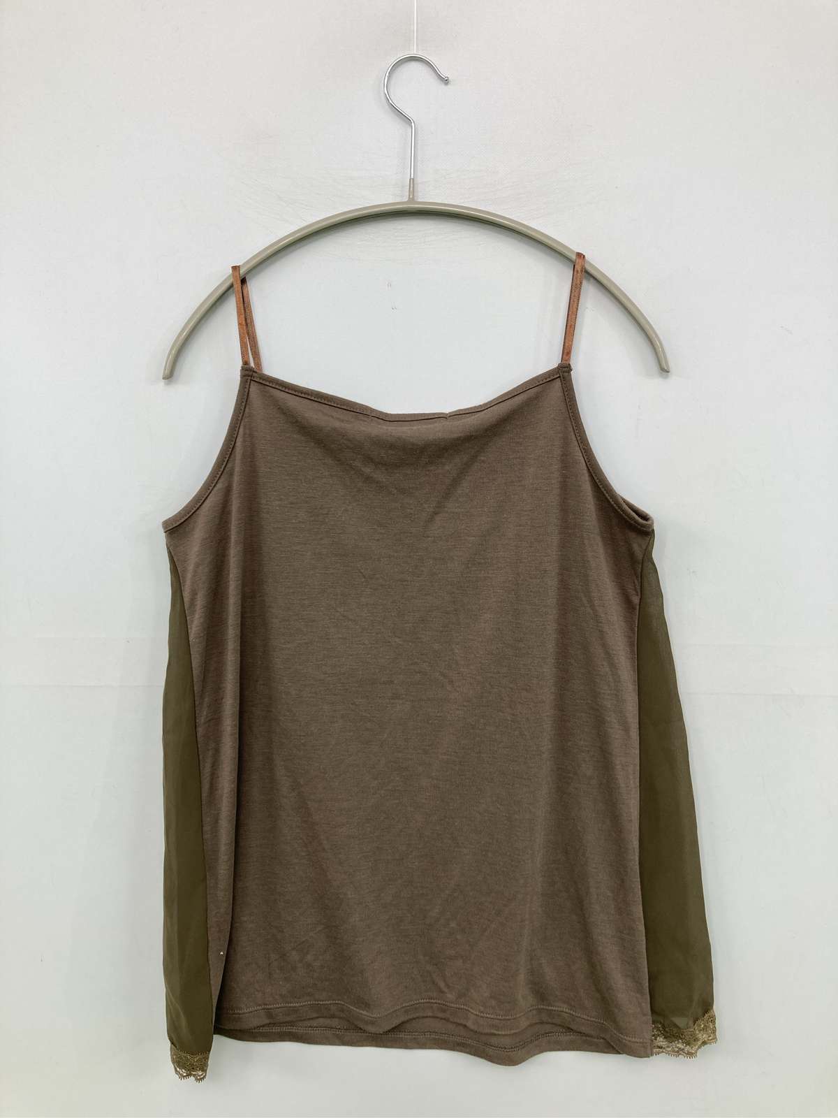 【中古】natural couture ナチュラルクチュール キャミソール カーキ レディース