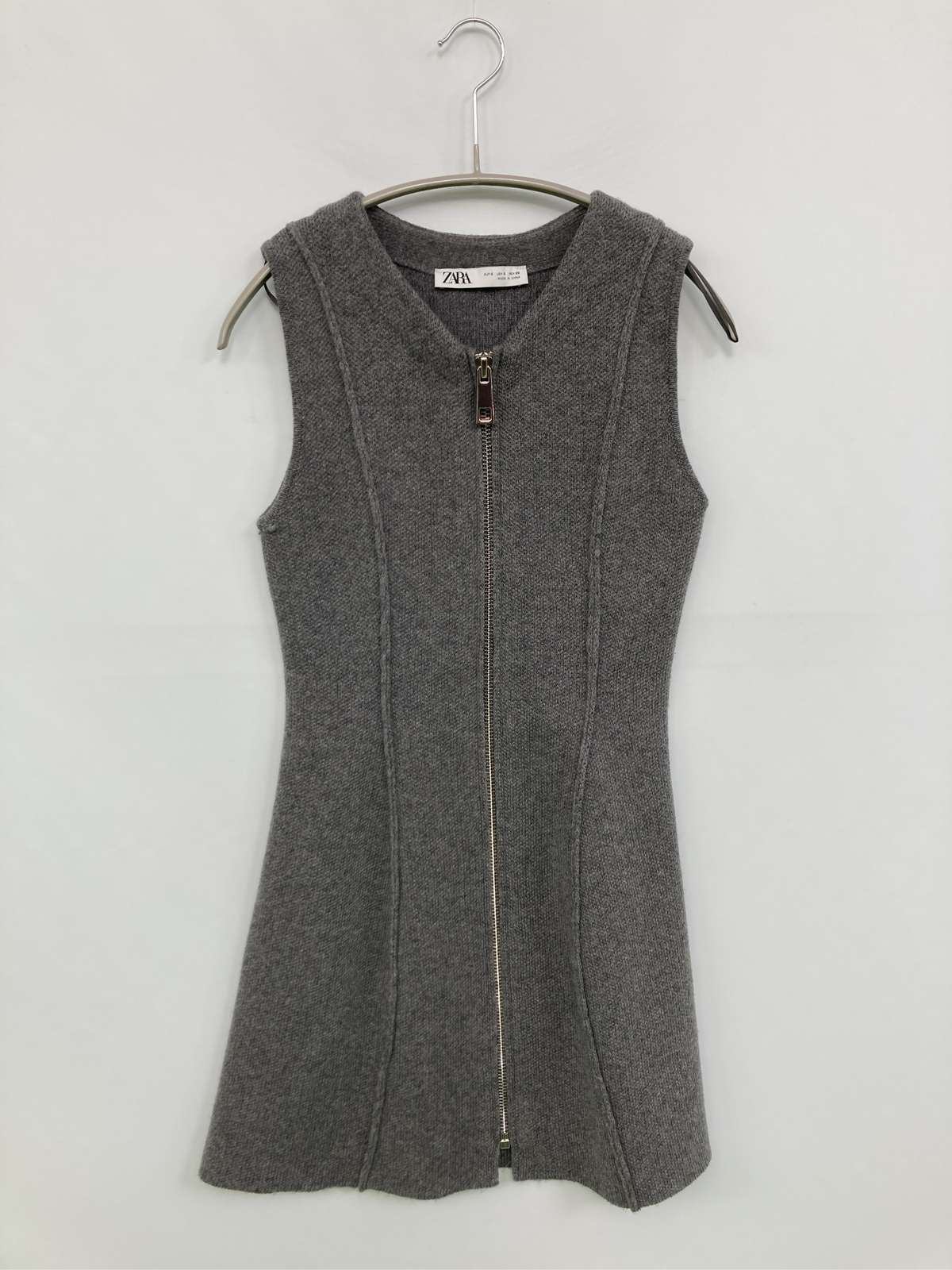 【中古】ZARA ザラ ワンピース USA S グレー ウール・ニット 無地 袖なし ショート...