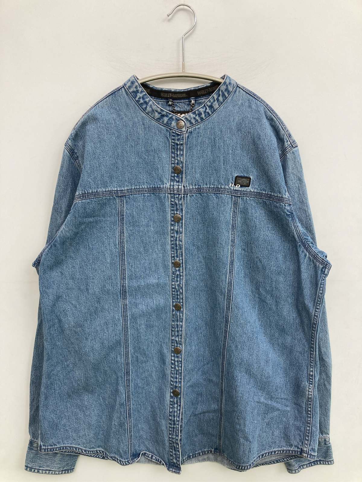 【中古】HARLEY-DAVIDSON ハーレーダビッドソン デニムジャケット L ブルー バックプリント ワンポイント ブランドロゴ 刺繍 フードなし ボタン留め レディース