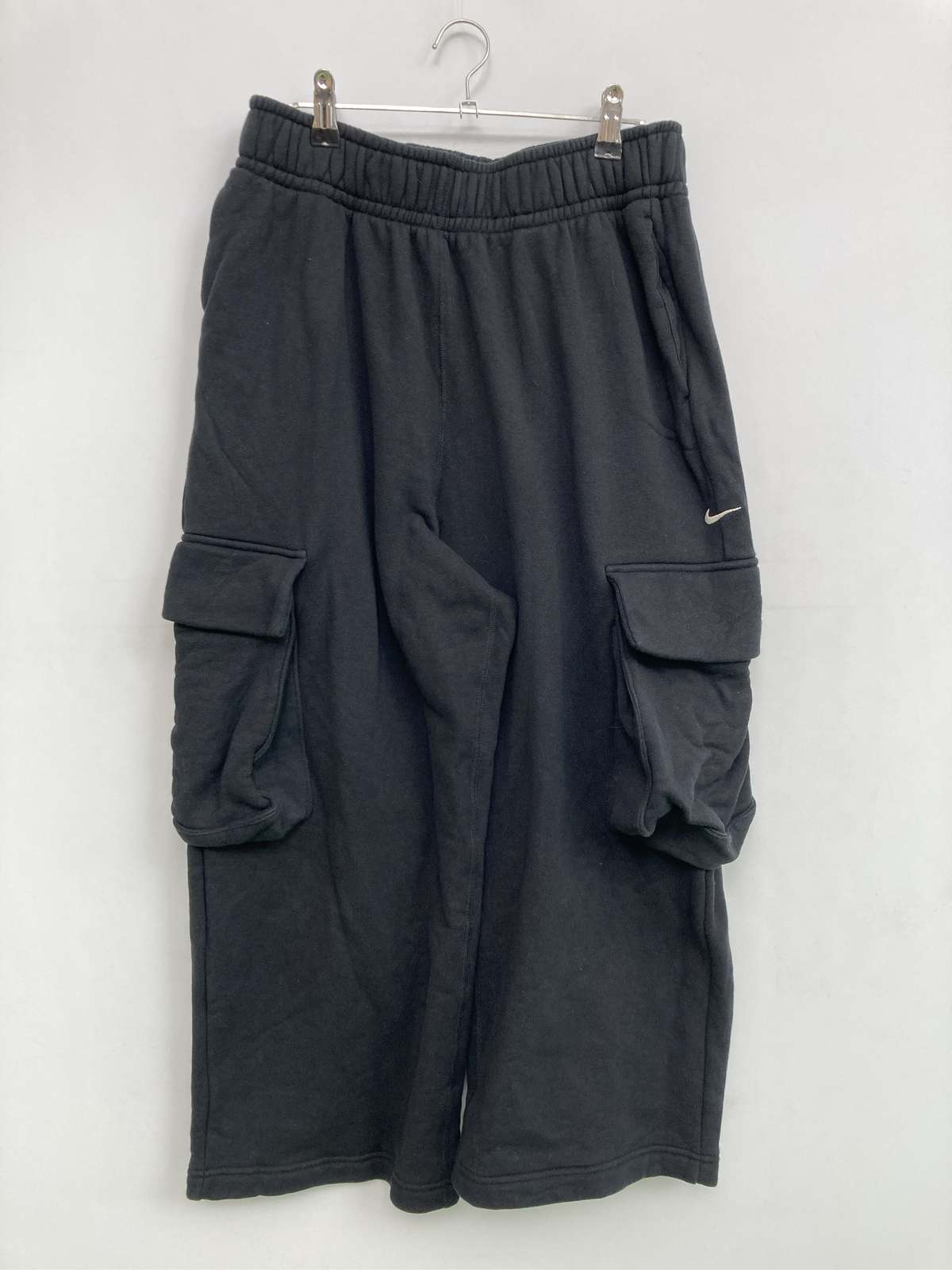 订做 - 【中古】NIKE ナイキ カーゴパンツ S ブラック ハーフ・ひざ丈 コットン スウェット 無地 ワンポイント ワイド・ルーズ ストレート レギュラー ウエストゴム・紐 メンズ