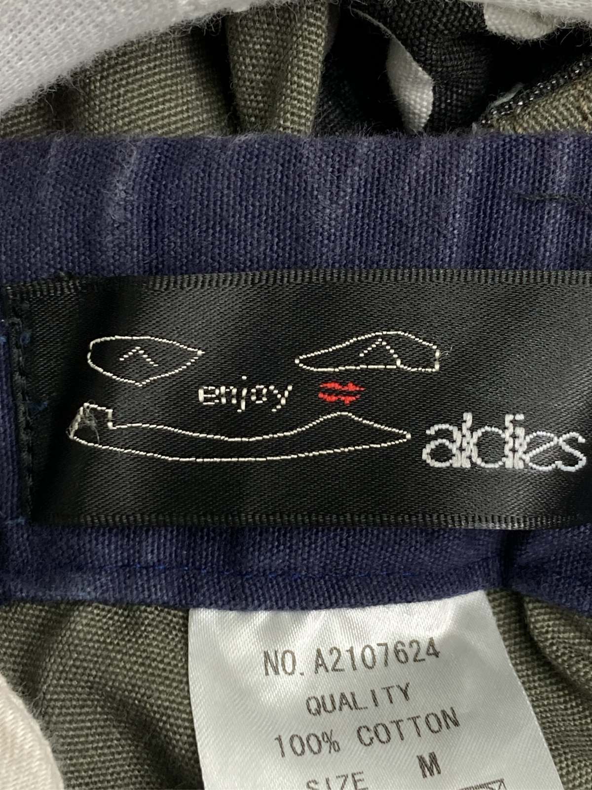 digdig 楽天市場店の【中古】aldies アールディーズ カーゴパンツ M カーキ ショート・ひざ上丈 コットン 無地 ドット柄 ワンポイント その他総柄 スタンダード レギュラー ウエストゴム・紐 メンズ｜アングル3