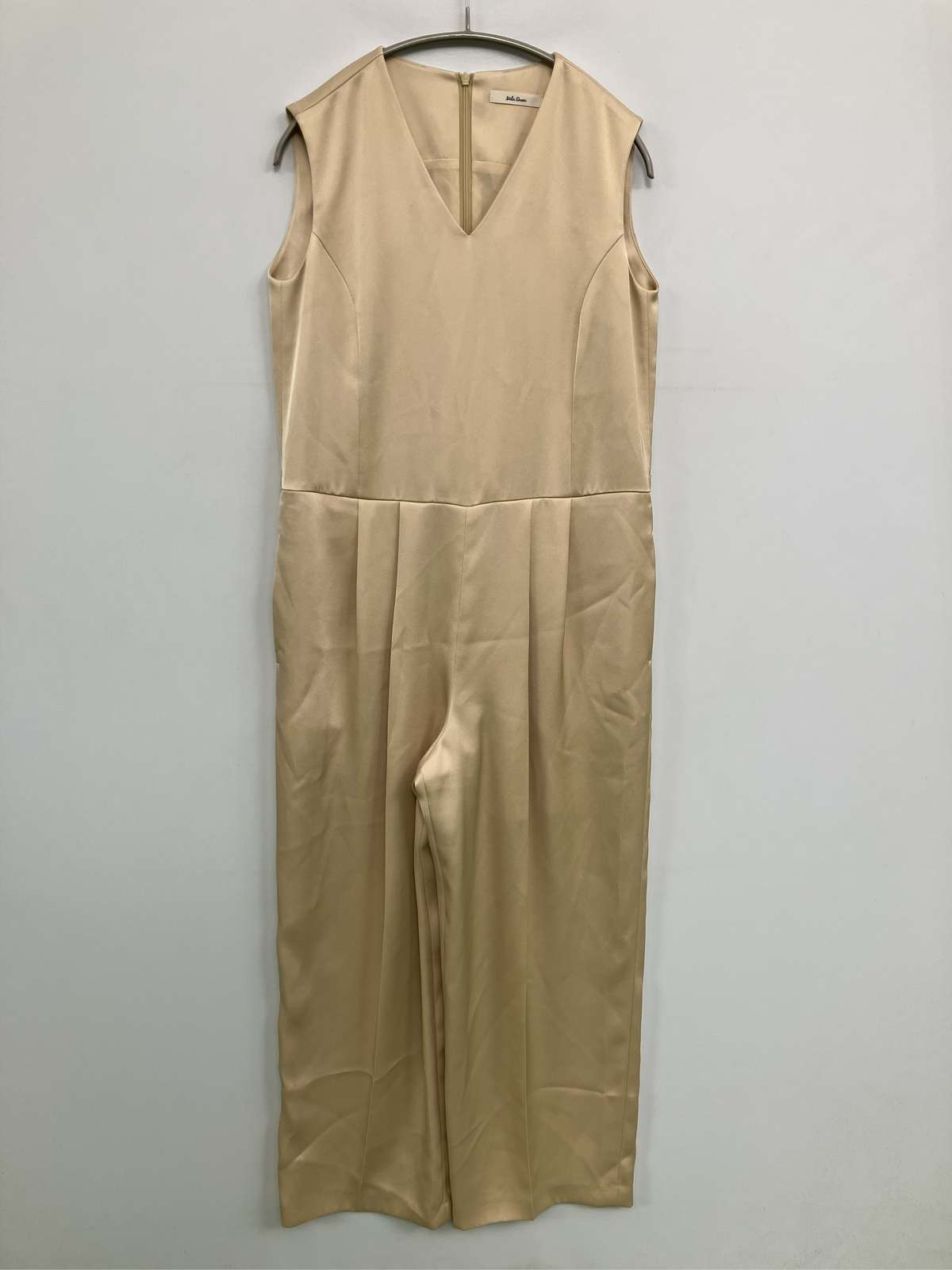 【中古】Mila Owen ミラオーウェン パンツドレス 0 ベージュ 無地 袖なし スタンダード ストレート レディース digdig-10061939 digdig 楽天市場店 パッケージ画像