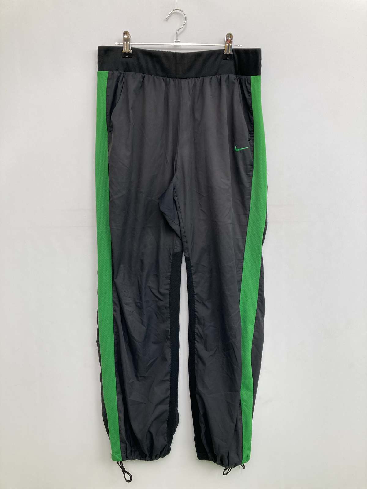 【中古】NIKE ナイキ ナイロンパンツ M ブラック レディース