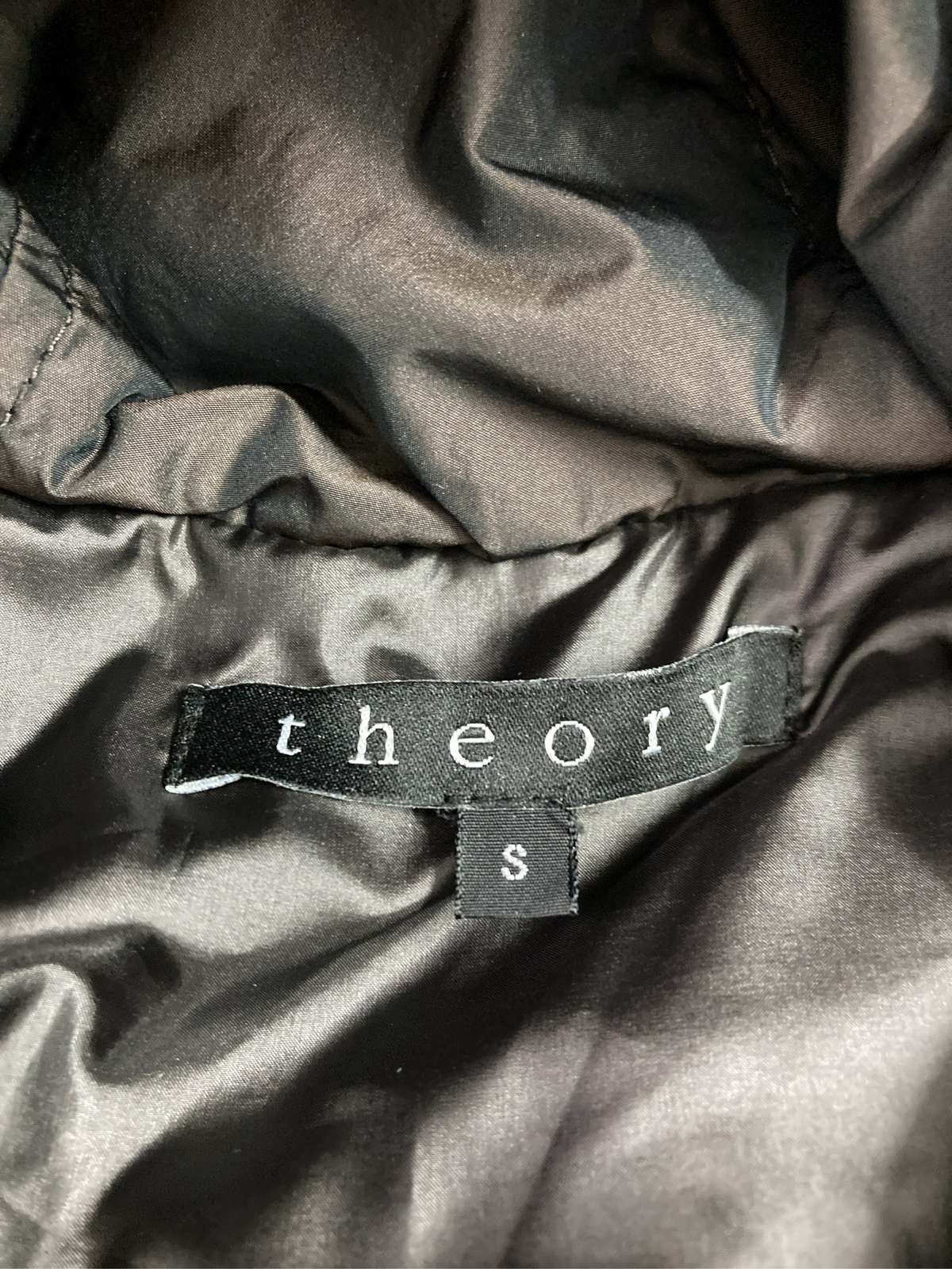 digdig 楽天市場店の【中古】Theory セオリー ベスト S ブラウン 無地 メンズ｜アングル3
