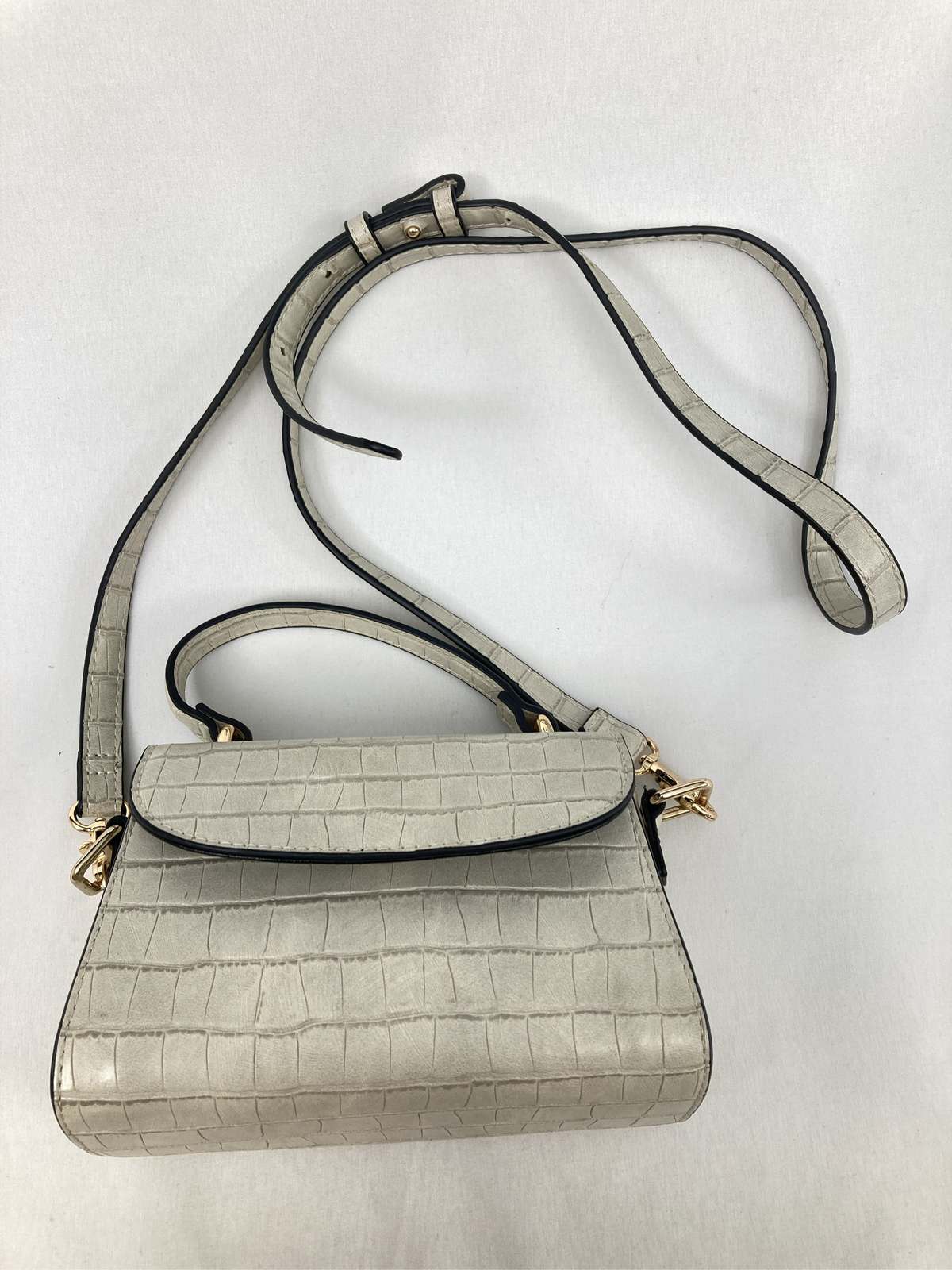 楽天市場】moussy バッグ（ショルダーバッグ・メッセンジャーバッグ
