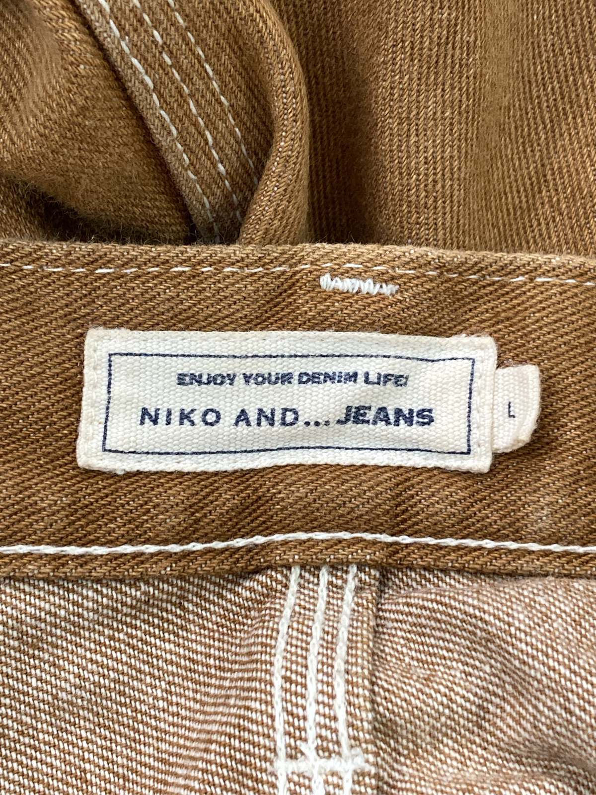 digdig 楽天市場店の【中古】niko and ... ニコアンド デニムパンツ L ブラウン フルレングス 無地 スタンダード ストレート レギュラー リジッド・ワンウォッシュ メンズ｜アングル3