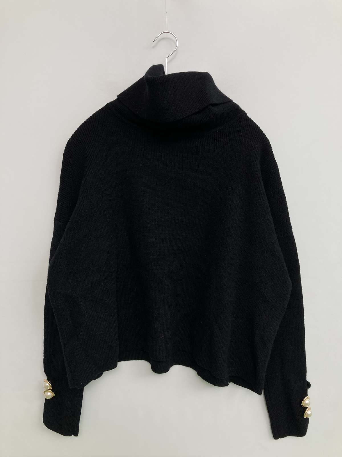 【中古】ZARA ザラ ニット/セーター M ブラック 無地 ビジュー ショート丈 長袖 タートルネック/ハイネック レディース