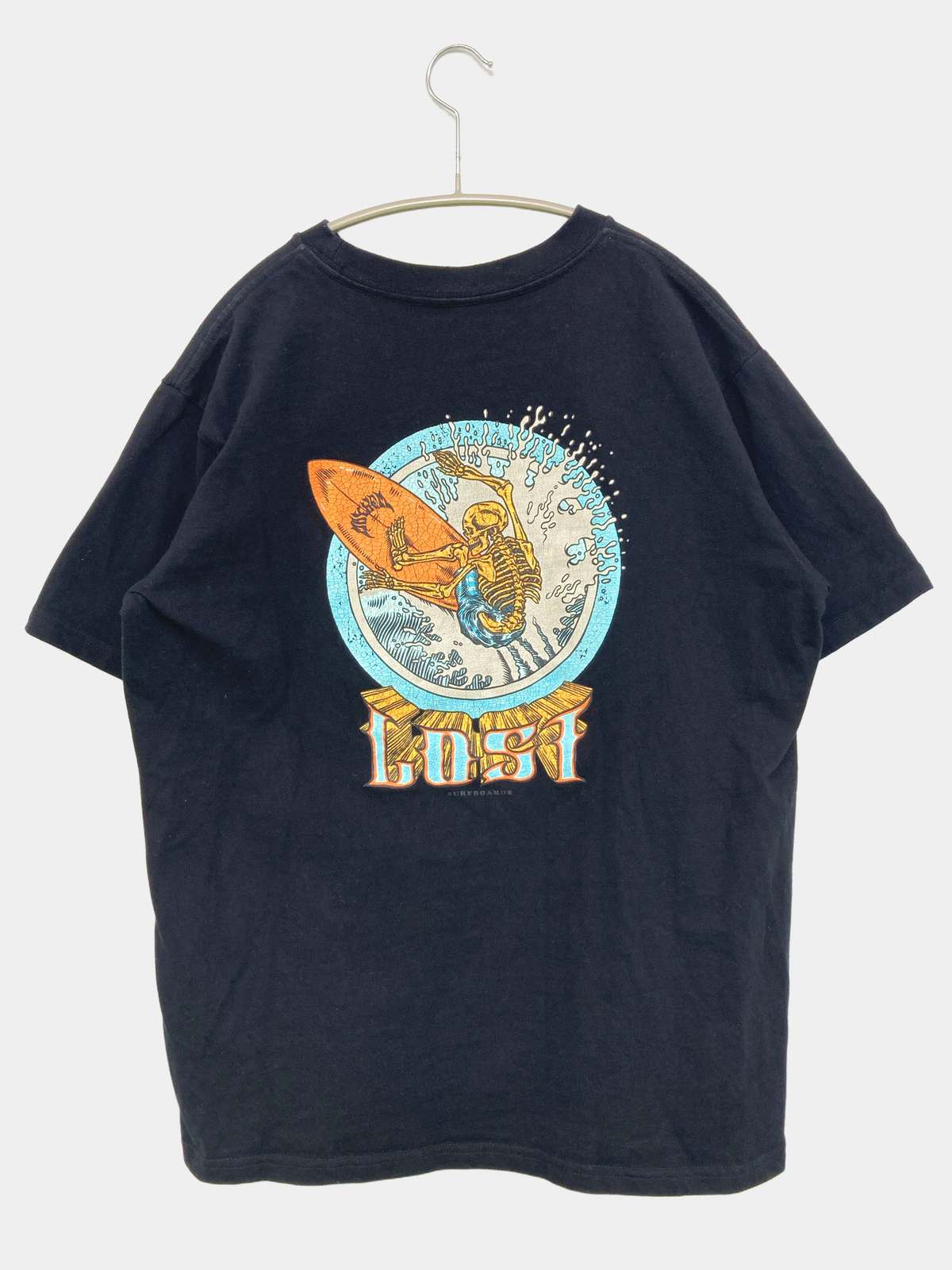 【中古】…LOST Tシャツ/カットソー LARGE ネイビー 無地 ワンポイント バックプリント ミドル丈 半袖 クルーネック(丸首) メンズ