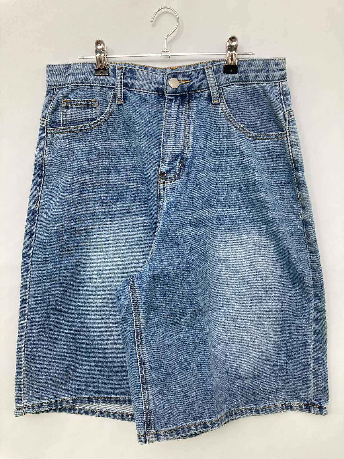 【中古】by muni:r バイムニール デニムパンツ M ブルー ハーフ・ひざ丈 無地 ワイド・ルーズ レギュラー ヴィンテージ レディース