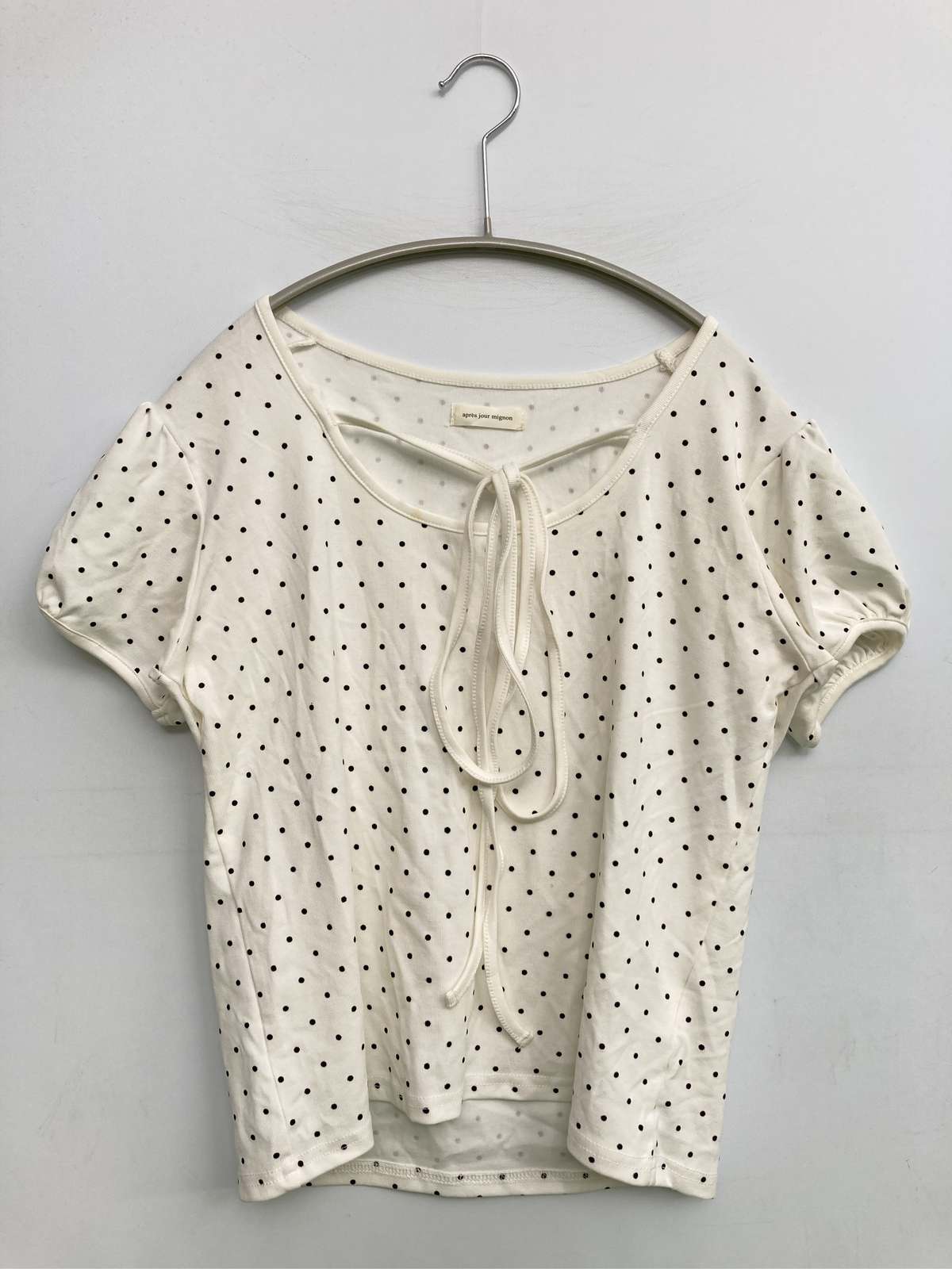 【中古】apres jour mignon アプレジュールミニョン Tシャツ/カットソー F ホワイト レディース
