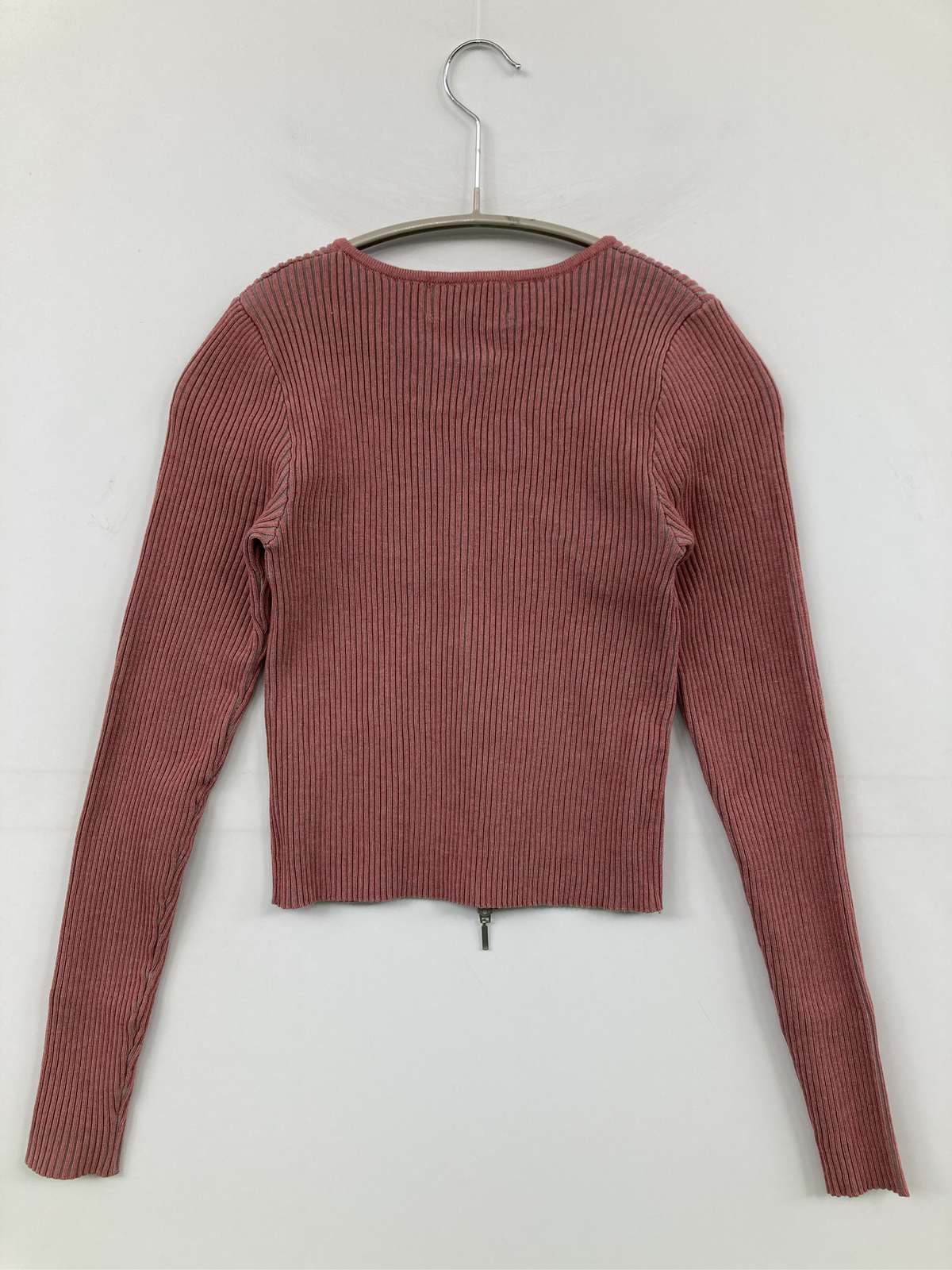 digdig 楽天市場店の【中古】AZUL by MOUSSY アズールバイマウジー カーディガン/ボレロ FREE ピンク 無地 ショート丈 長袖 レディース｜アングル2