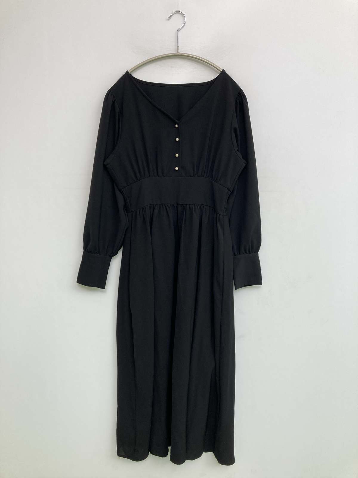【中古】ワンピース M ブラック 無地 長袖 ロング・マキシ丈 フレア レディース