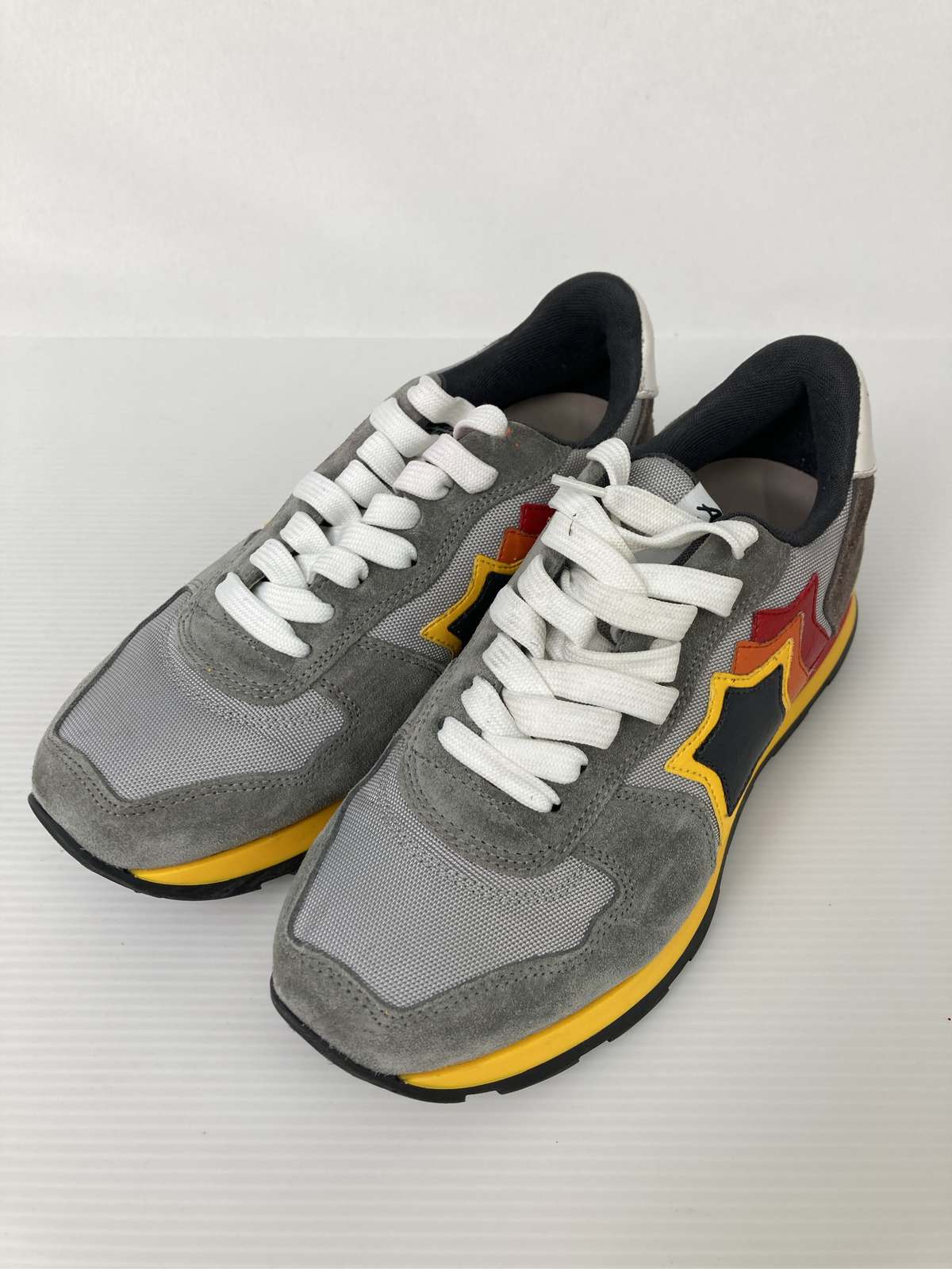 【中古】Atlantic Stars アトランティックスターズ スニーカー 35 グレー スエード ブランドロゴ 紐 ローカット メンズ レディース