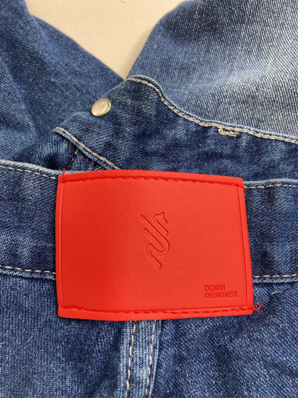 digdig 楽天市場店の【中古】DENIM DESIGNER デニムパンツ M ブルー フルレングス 無地 ワンポイント ワイド・ルーズ ストレート レギュラー ヴィンテージ レディース｜アングル3