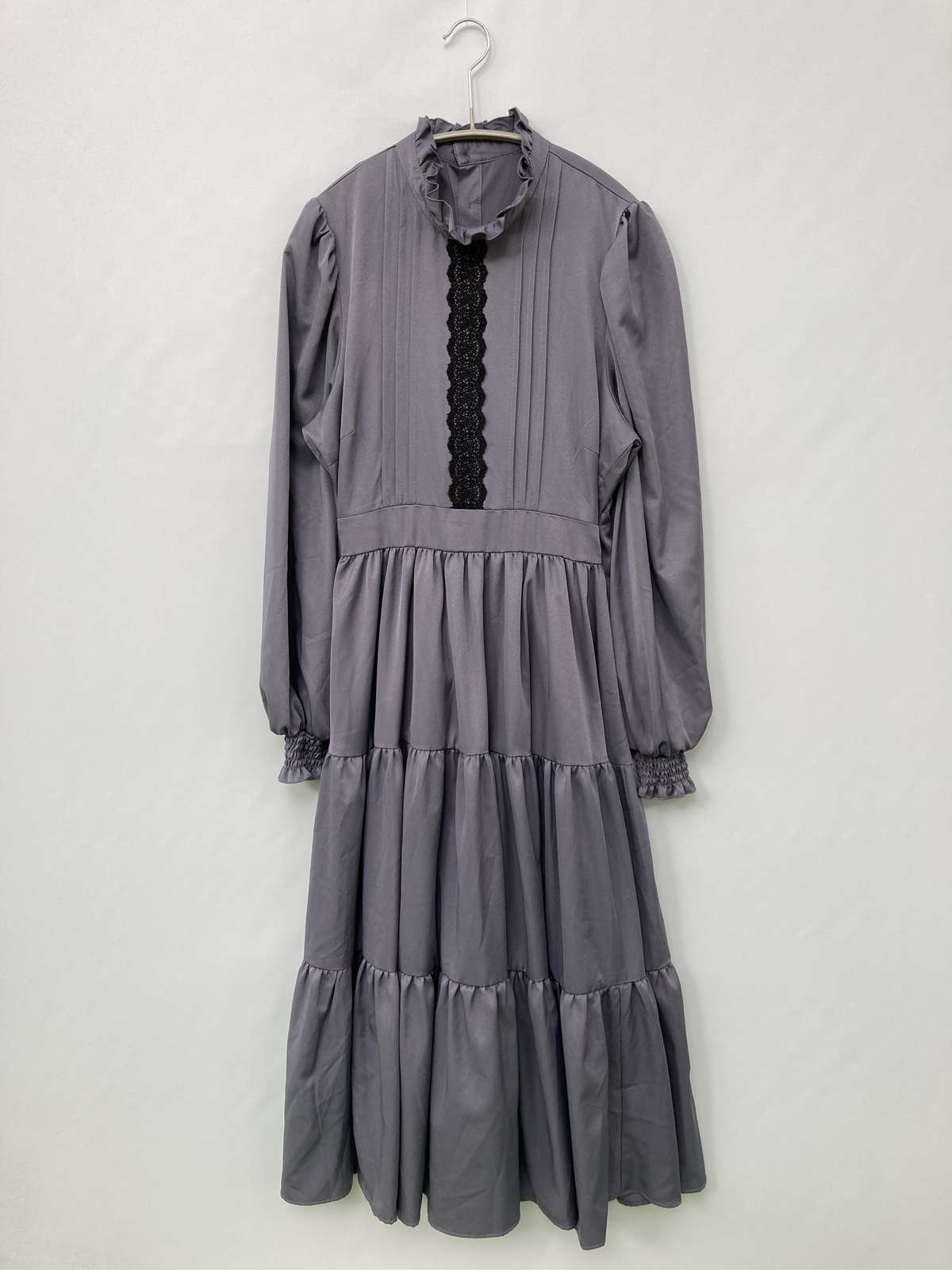 【中古】m petit ワンピース M グレー ストレッチ 無地 レース フリル 長袖 ミモレ...