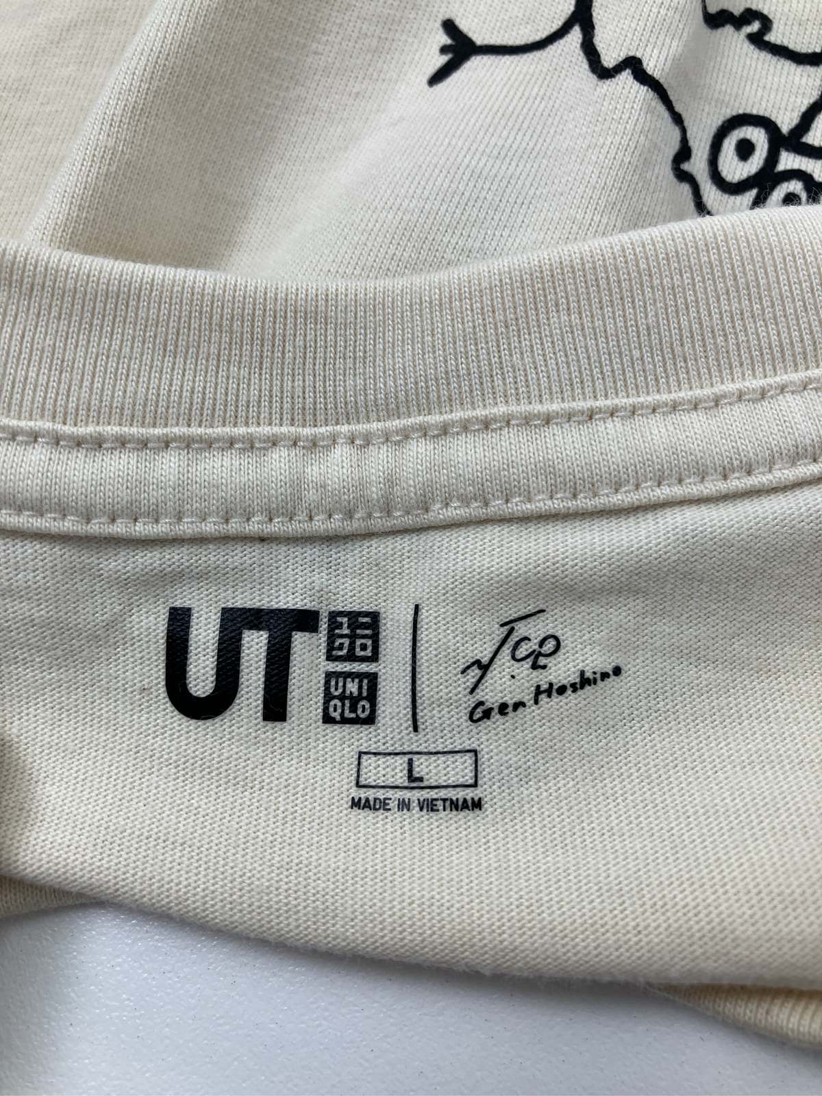 【中古】UNIQLO UT ユニクロユーティー Tシャツ/カットソー L ベージュ 無地 ワンポイント ミドル丈 半袖 クルーネック(丸首) レディース digdig-10073042 digdig 楽天市場店 サンプル画像3