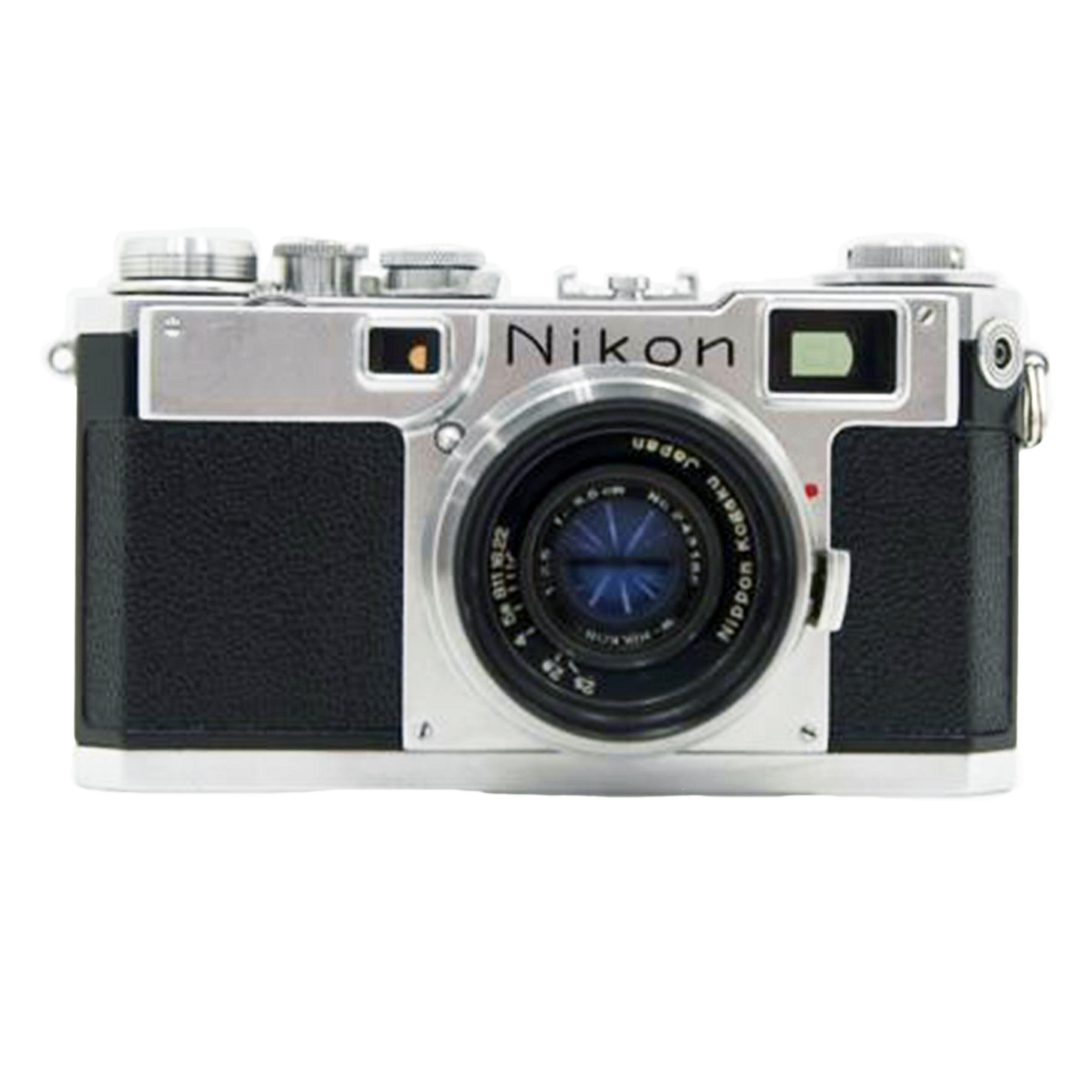 商品説明商品名カメラ関連メーカーNikon型番S2 NIKKOR 35/2.5製造No6146330コンディションランクBランク/スレ、汚れなど使用感はありますが、通常使用に問題のない状態です。付属品付属品の有無/無　内容は画像で確認ください。状態詳細キズがあります。商品についてこの商品はつくば店で取り扱いをしております。商品の詳しい状態や情報については、店舗へお気軽にお問い合わせくださいませ。1.中古品になりますので動作確認は行っておりますが、バッテリー等の消耗品や商品の細かい動作状況に関しましては、測定器等での正確な測定は行っていないため、商品によっては細かな調整が必要な場合があります。また、新品購入時に受けられる保証やユーザー登録等のメーカーサイトサービスについては、受けられない可能性がありますので予めご了承ください。2.商品発送につきましては、梱包サイズの3辺合計160cm以上、もしくは25kgを超える場合は時間指定が出来ませんのでご了承ください。3.掲載商品は、当社が運営する実店舗でも並行販売もしております。そのため、ご注文できた場合でも在庫確認のタイムラグにより商品が欠品する場合がございます。在庫状況については細心の注意を払っておりますが、万が一売り違い等が発生した場合はご購入をキャンセルとさせていただく場合がございます。ご注文については、当店からの【ご注文ありがとうございます】メールが送信された時点で確定とさせていただきます。常に最新の在庫をご案内するよう心掛けておりますが、ご理解くださいますようお願い申しあげます。4.中古品の特性上、展示・保管状態により写真には見られない多少のスレや傷などが発生する場合がございます。商品状態は1点1点、傷・汚れなどの状態チェックをし、状態の記載と画像の記載を心がけておりますが、細かい部分の見落としや、目に見えない部分の劣化が進行している場合も考えれられます。その旨ご理解いただき、ご購入を検討下さいますようお願い申し上げます。中古 レンジファインダーカメラNikonS2 NIKKOR 35/2.5コンデションランク【B】https://image.rakuten.co.jp/digirex/cabinet/6457/17/103