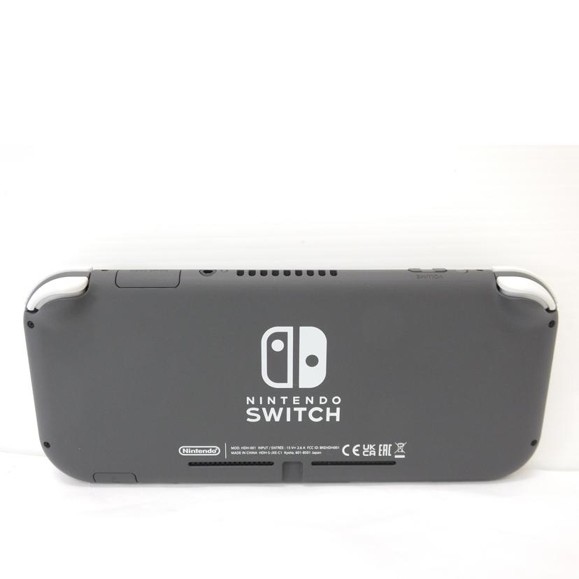 【中古】テイルズ オブ バーサス(初回生産限定:「無料プロダクトコード」同梱) - PSP