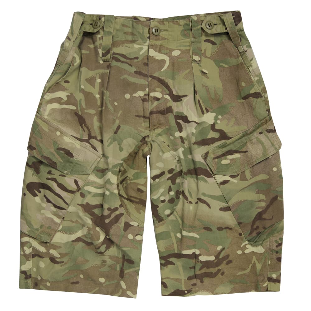 イギリス軍放出品 ハーフパンツ MTP迷彩 ウエスト調整用アジャスター搭載 [ XSサイズ / 可 ] British Combat Half Pants shorts with Adjustment BDUパンツ 戦闘用パンツ 軍服 バトルユニフォーム ミリタリーパンツ 軍パン 迷彩服 迷彩パンツ ミリタリーサープラス