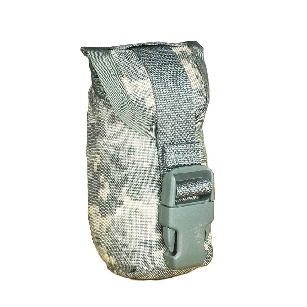 米軍放出品 フラッシュバンポーチ MOLLE II クイックリリースバックル UCP迷彩  手榴弾入れ 手榴弾ケース 手榴弾袋 手榴弾収納ポーチ グレネード入れ グレネードポーチ 手りゅう弾入れ 手りゅう弾ケース 手りゅう弾ポーチ