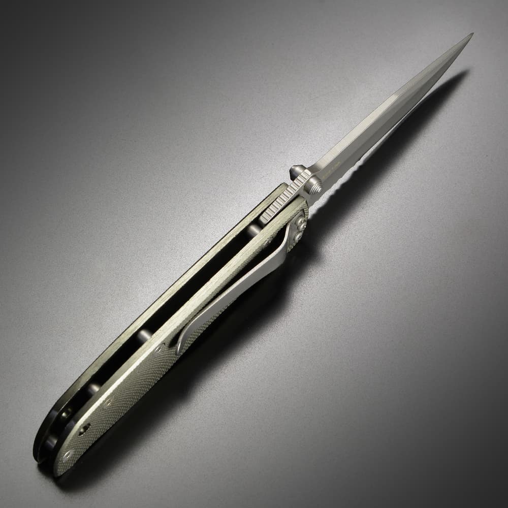 ミリタリーショップ レプマートのGERBER 折りたたみナイフ AIR RANGER - SERRATED 半波刃 | 登山 魚釣り キャンプナイフ アウトドアナイフ ハンターナイフ ハンティングナイフ 狩猟 シースナイフ フォールディングナイフ 折り畳みナイフ 折り畳み式ナイフ 折りたたみ式ナイフ フォルダー 板ばねロック｜アングル3