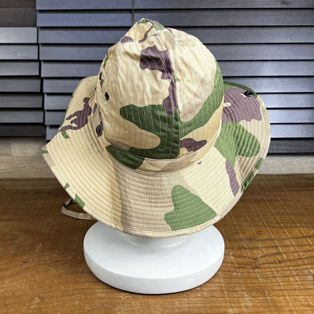 イタリア軍放出品 ブーニーハット デザートリーフ迷彩 [ 可 / サイズ2 ] Italy ブッシュハット 砂漠用迷彩 サファリハット ジャングルハット レンジャーハット つば広帽 バケットハット トロピカルハット つば広ハット 伊軍 イタリア軍サープラス イタリア軍実物