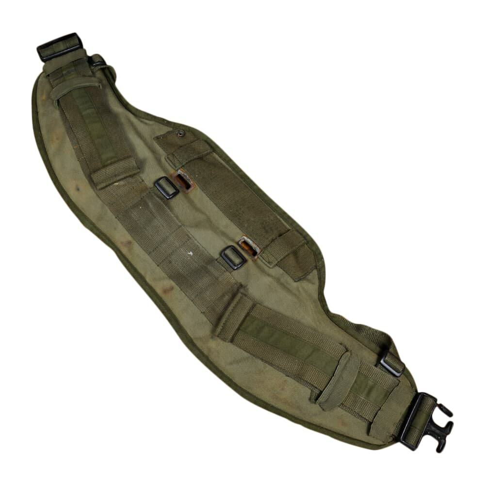 オーストリア軍放出品 ウエストベルト KAZ03バックパック対応 ワイド形状 [ XLサイズ ] バックパックベルト ミリタリーバッグ アクセサリー バッグ用パーツ 腰当て 腰パッド ベルトパット ミリタリーパッド ミリタリーサープラス ミリタリーグッズ ベルトパッド