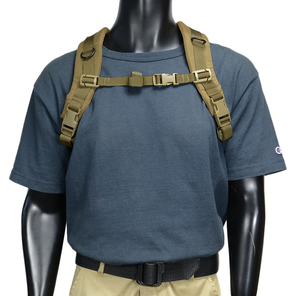 LBX Tactical バックパック Minimalist Gear Pack LBX-0321A [ コヨーテブラウン ] LBXタクティカル ミニマリストギアパック リュックサック モール MOLLEウェビング ミリタリー用品 ミリタリーバッグ デイパック ザック ナップサック デイバッグ 背嚢 かばん カバン