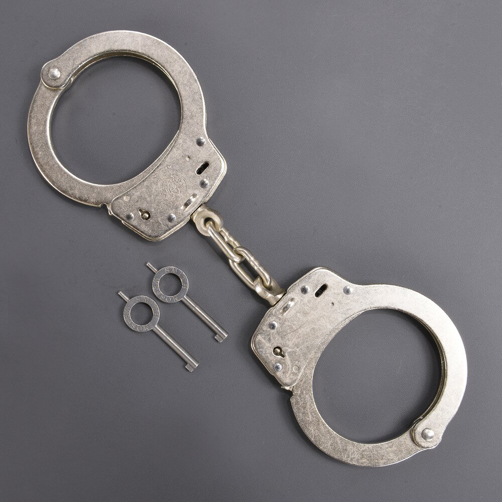 楽天市場】スミス&ウェッソン ハンドカフの通販