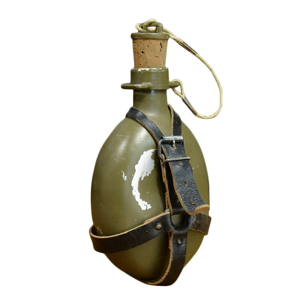 チェコ軍放出品 キャンティーン M60 アルミ製 レザーストラップ付 [ コルク栓 / 難あり ] 捷軍放出品 アルミニウム製 水筒 ウォーターボトル マグボトル ミリタリーサープラス ミリタリーグッズ ボトル カンティーン ドリンクボトル チェコ軍サープラス チェコ軍実物