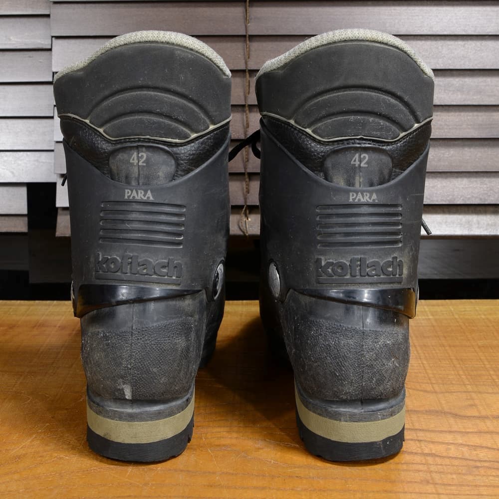 ミリタリーショップ レプマートのフランス軍放出品 マウンテンブーツ KOFLACH オーストリア製 PARA [ 43 / 可 ] コフラック 登山ブーツ 雪山用 スキーブーツ トレッキングブーツ プラブーツ ミリタリーサープラス ミリタリーグッズ タクティカルブーツ コンバットブーツ 軍靴 半長靴 戦闘靴｜アングル3