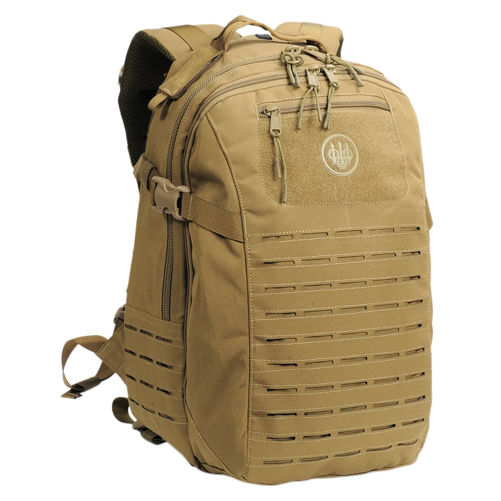 楽天ミリタリーショップ レプマートBERETTA タクティカルバックパック MOLLE レーザーカット 容量29L [ コヨーテ ] ピエトロ ベレッタ Tactical Backpack 29リットル リュックサック デイパック ザック ナップサック デイバッグ 背嚢 かばん カバン ミリタリー BE91594