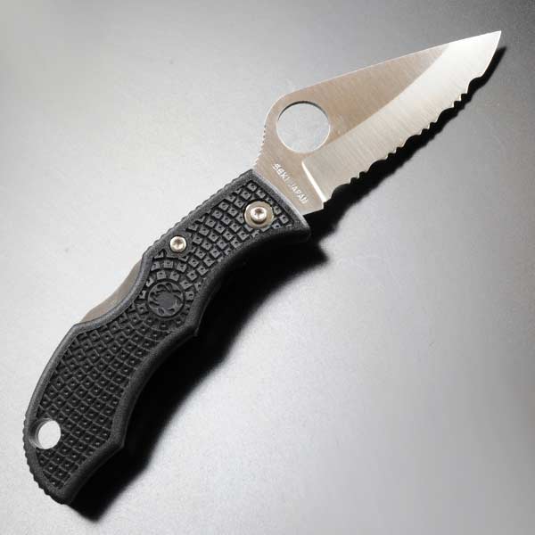 SPYDERCO 折りたたみナイフ LBKS3 てんとう虫 波刃 折りたたみレディバグ | Spyderco 折り畳みフォルダー フォールディングホールディング フォールディングナイフ 折り畳みナイフ 折り畳み式ナイフ 折りたたみ式ナイフ通販格安セール情報 楽天 通販