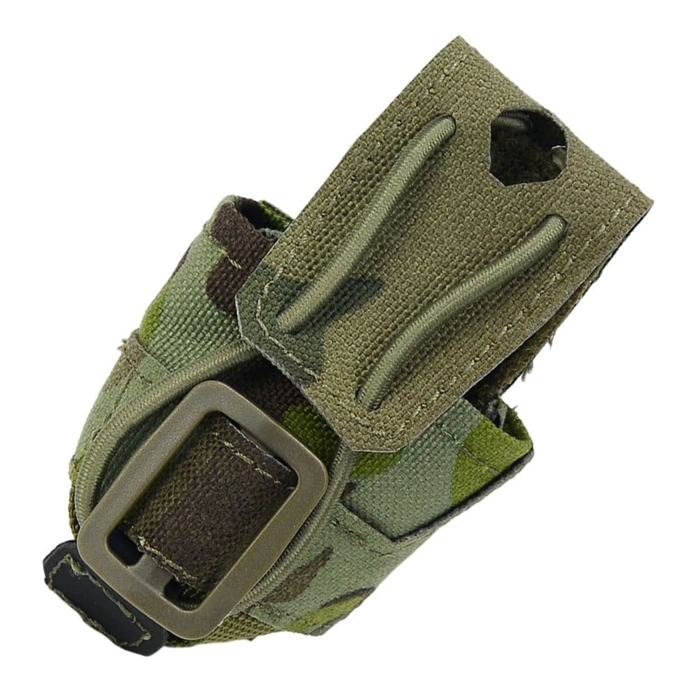 ミリタリーショップ レプマートのNOVRITSCH グレネードポーチ 40mm カート用 サイレントバックル E507 [ マルチカムトロピック ] 手榴弾入れ 手榴弾ケース 手榴弾袋 手榴弾収納ポーチ グレネード入れ 手りゅう弾入れ 手りゅう弾ケース 手りゅう弾ポーチ｜アングル2