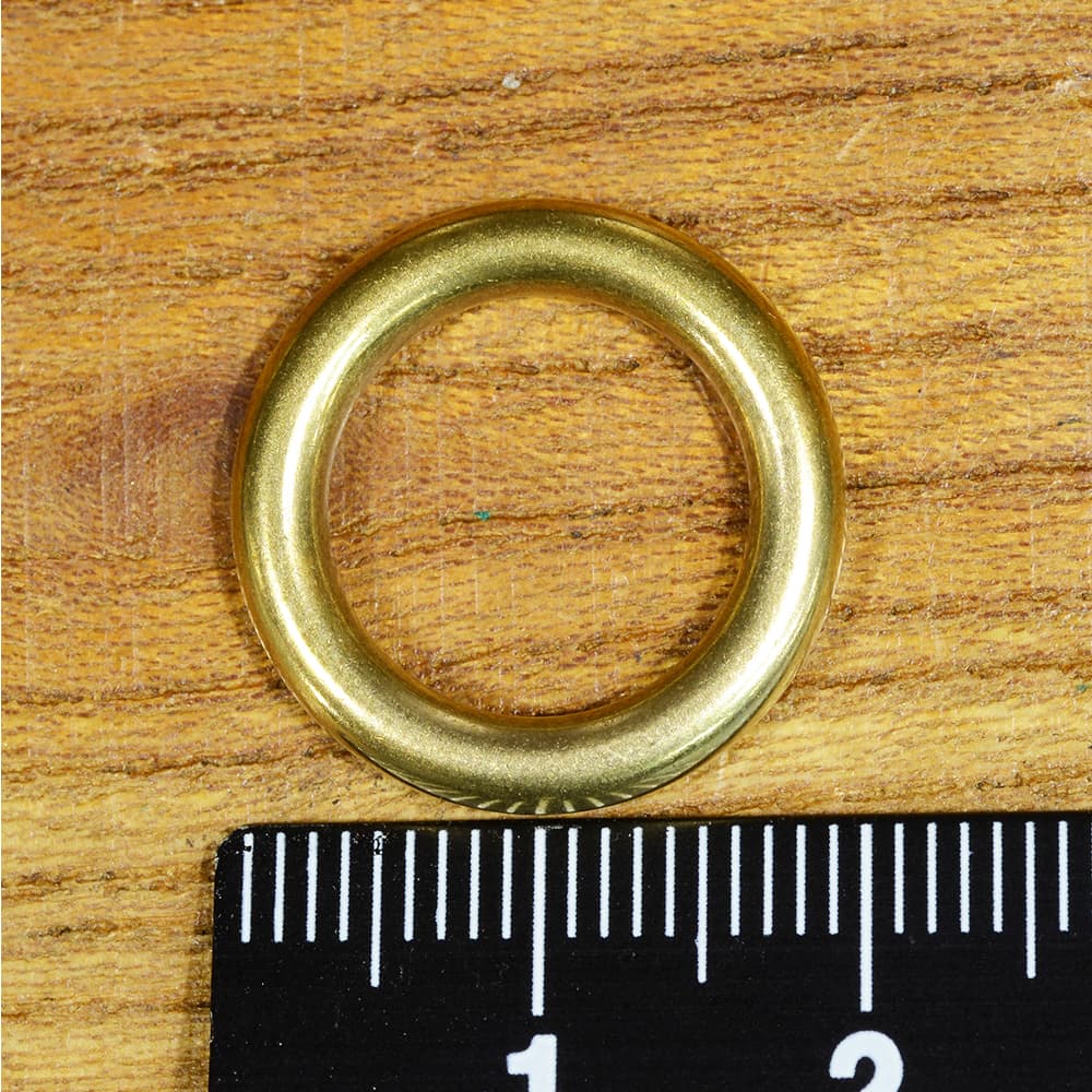丸カン クラフトパーツ 真鍮 切れ目なし 小サイズ [ 19mm ] 連続丸カン リング レザークラフト 資材 クラフト素材 メタルパーツ 丸環 まるかん マルカン レザークラフト資材 レザークラフト材料 ラウンドカン Oリング オーリング O環 Oカン 円形 O型 カン 輪 つなぎ