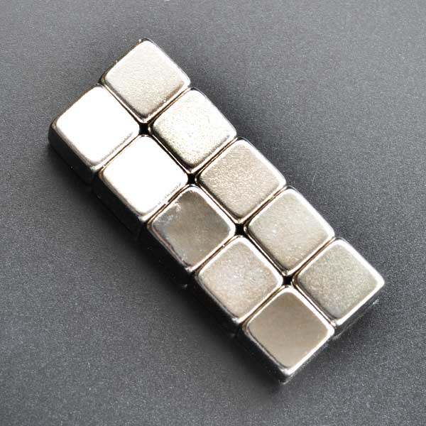 ネオジウム ネオジム 磁石 スクエア型 10個 強力 ナイフディスプレイ 強力マグネット 正方形 ナイフディスプレー ディスプレイスタンド ディスプレースタンド ナイフ用ディスプレー ディスプレイ用スタンド ディスプレイ用品 展示用品 インテリア用品 収納用品通販格安セール情報 楽天 通販