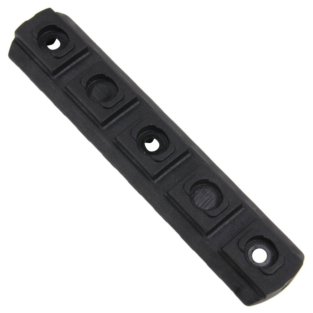 ミリタリーショップ レプマートのDLG TACTICAL レールパーツ M-LOK対応 ポリマーレールセクション [ ブラック / 9スロット ] タクティカル DLG-109 DLG-110 DLG-111 DLG-112 DLG-113 レイルマウント レールアクセサリー ピカティニーレイル 20mmレール M4 M16 AK 自動小銃 ライフル サバゲー装備｜アングル3