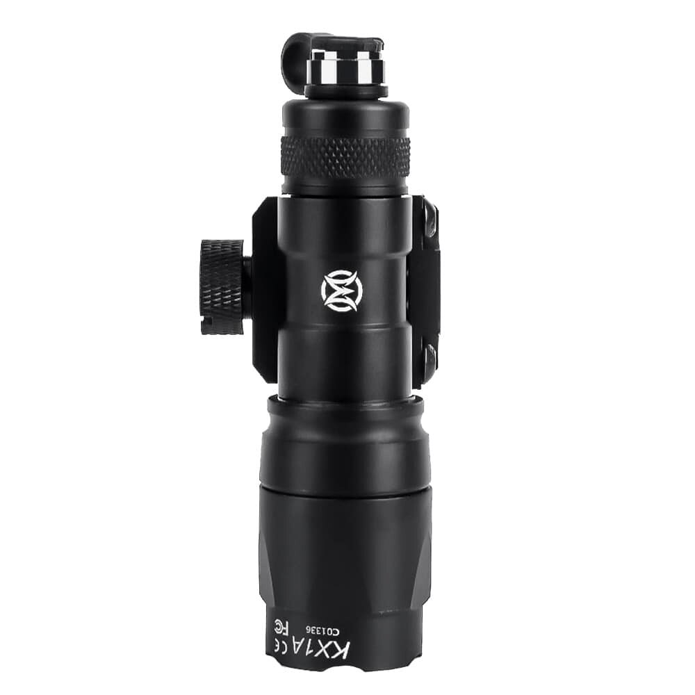 ミリタリーショップ レプマートのWADSN ウエポンライト M300A リモートスイッチ付属 WEX191 [ ブラック ] ワドスン スカウトライト タクティカルライト ウェポンライト ピストルライト けん銃用ライト ハンドガンライト ガンライト ライフルライト 銃用ライト 軍用ライト サバゲー用ライト｜アングル3