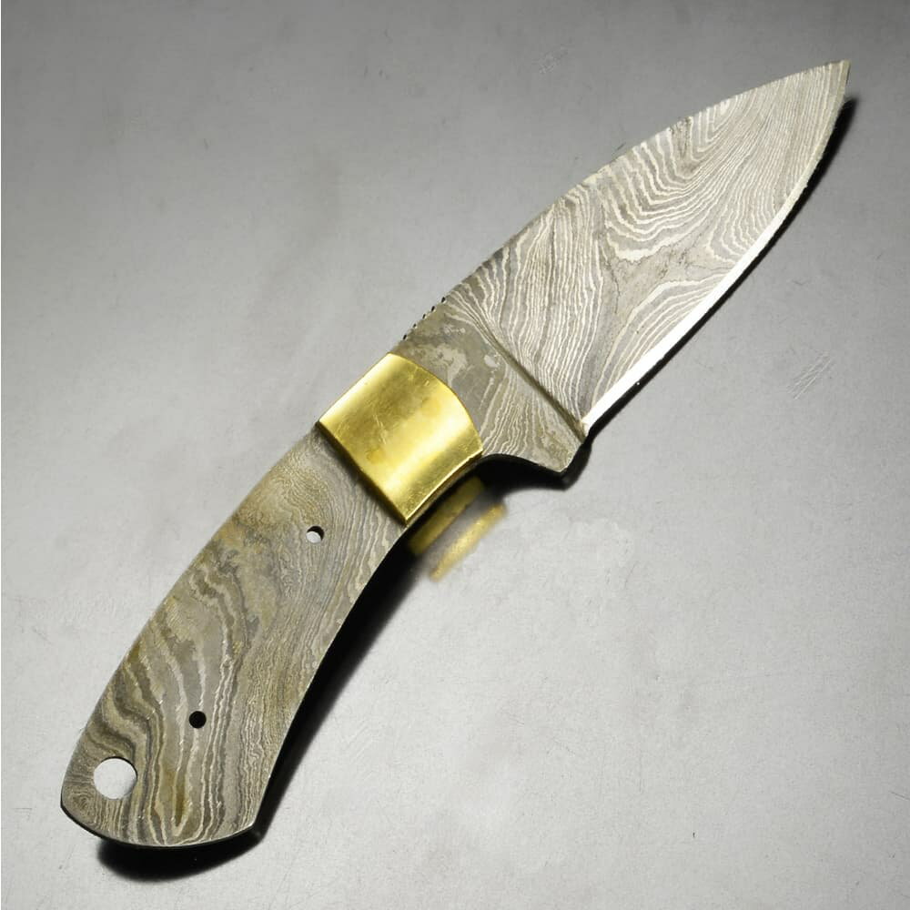 Knifemaking ナイフブレード 真鍮製ガード付き ダマスカス鋼 ドロップポイントブレ...