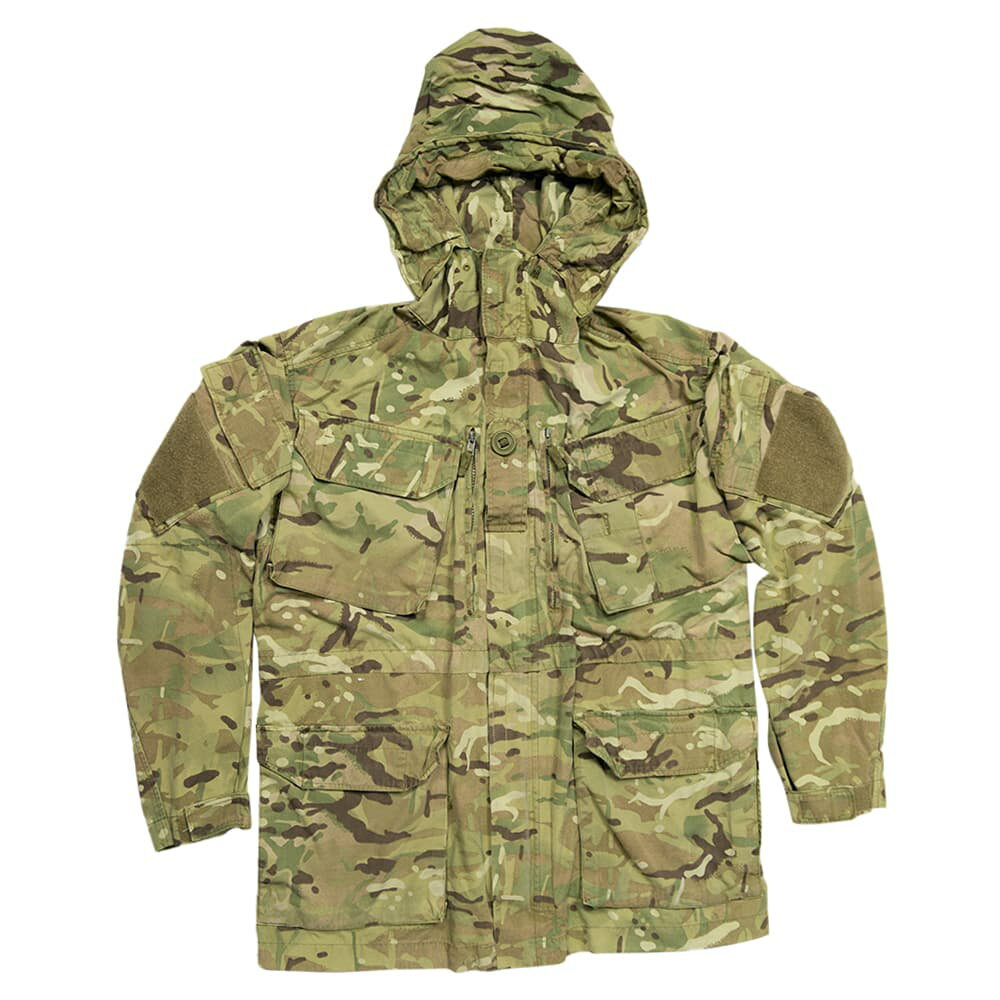 イギリス陸軍 コンバットスモック 防寒具山岳、森林など様々なフィールドに最適なマウンテンパーカー■軍放出品のご購入を検討されているお客様へ。ご購入前に必ず下記の説明文、注意文を最後までご一読いただきますようお願い致します。イギリス軍で使用さ...