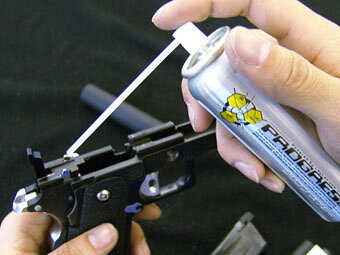 ミリタリーショップ レプマートのLayLax シリコンスプレー LayLax ライラクス ガンパーツ 備品 消耗品 ケミカルシリーズ プログレス エアガン カラーリング クリーニング用品 クリーナー 掃除用品 お掃除グッズ ガンメンテナンス用品 ガンケア用品 メンテナンスアクセサリー｜アングル3