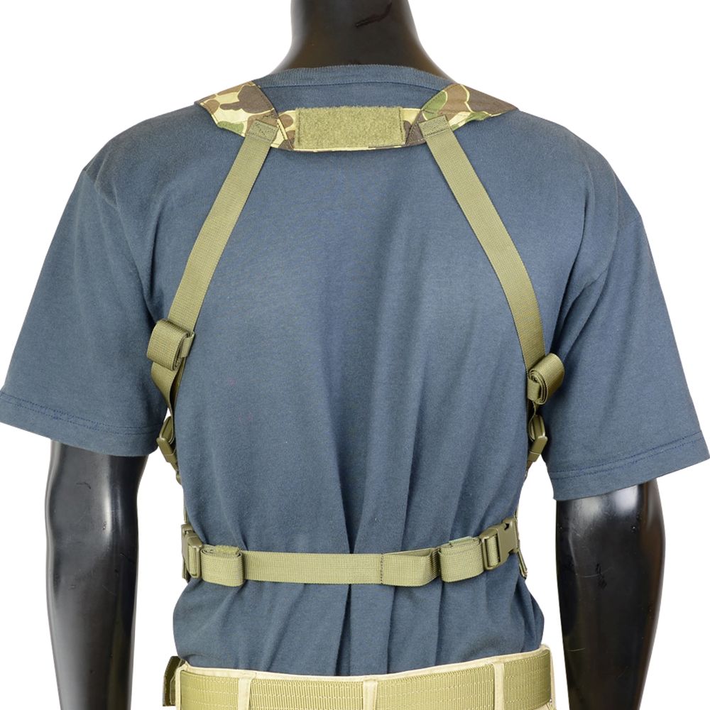 ミリタリーショップ レプマートのHELIKON-TEX チェストリグ Chicom Chest Rig コーデュラナイロン製 KK-CCR-CD [ ダックハンターカモ ] ヘリコンテックス Cordura チコム ロードキャリアリグ タクティカルリグ ギアリグ 弾薬携行装備 弾倉ベスト｜アングル3