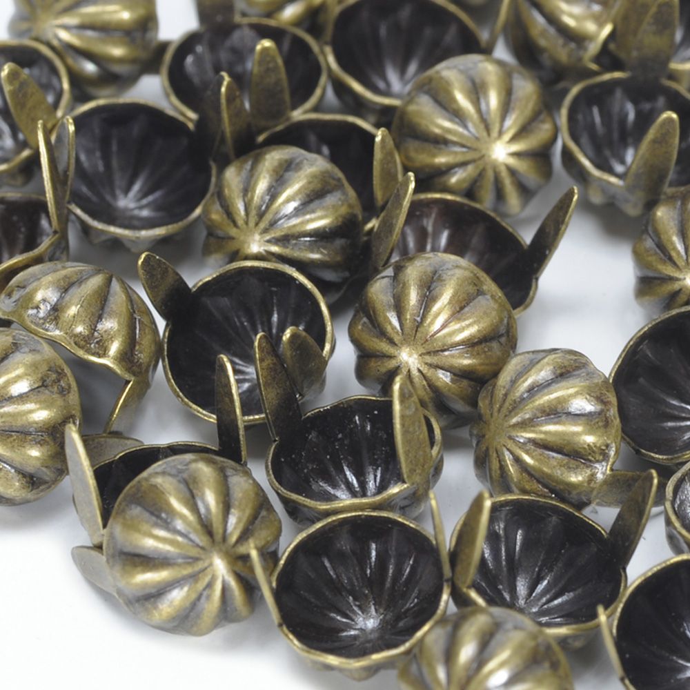 アンブレラ型 スタッズ 2爪 9mm [ アンティークブラス / 1個 ] アンティーク風 革細工 スタッズベルト レザークラフト材料 メンズベルト自作 ハンドメイド リベット スネールヘッド 金属鋲 円すい トゲ 棘 ラウンド型 レザークラフト資材