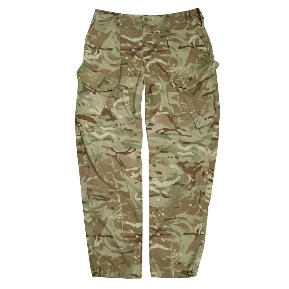 イギリス軍放出品 コンバットパンツ MTP迷彩 [ Sサイズ / 並品 ] British Combat Trousers BDUパンツ 戦闘用パンツ 軍服 バトルユニフォーム ミリタリーパンツ 軍パン 迷彩服 迷彩パンツ ミリタリーサープラス ミリタリーグッズ