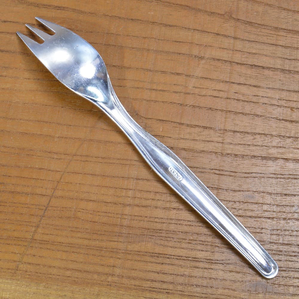 チェコ軍放出品 フォーク 食器 カトラリー アルミ製 チェコスロバキア 軍払い下げ品 カトラリーセット キャンプ アウトドア ミリタリーサープラス ミリタリーグッズ