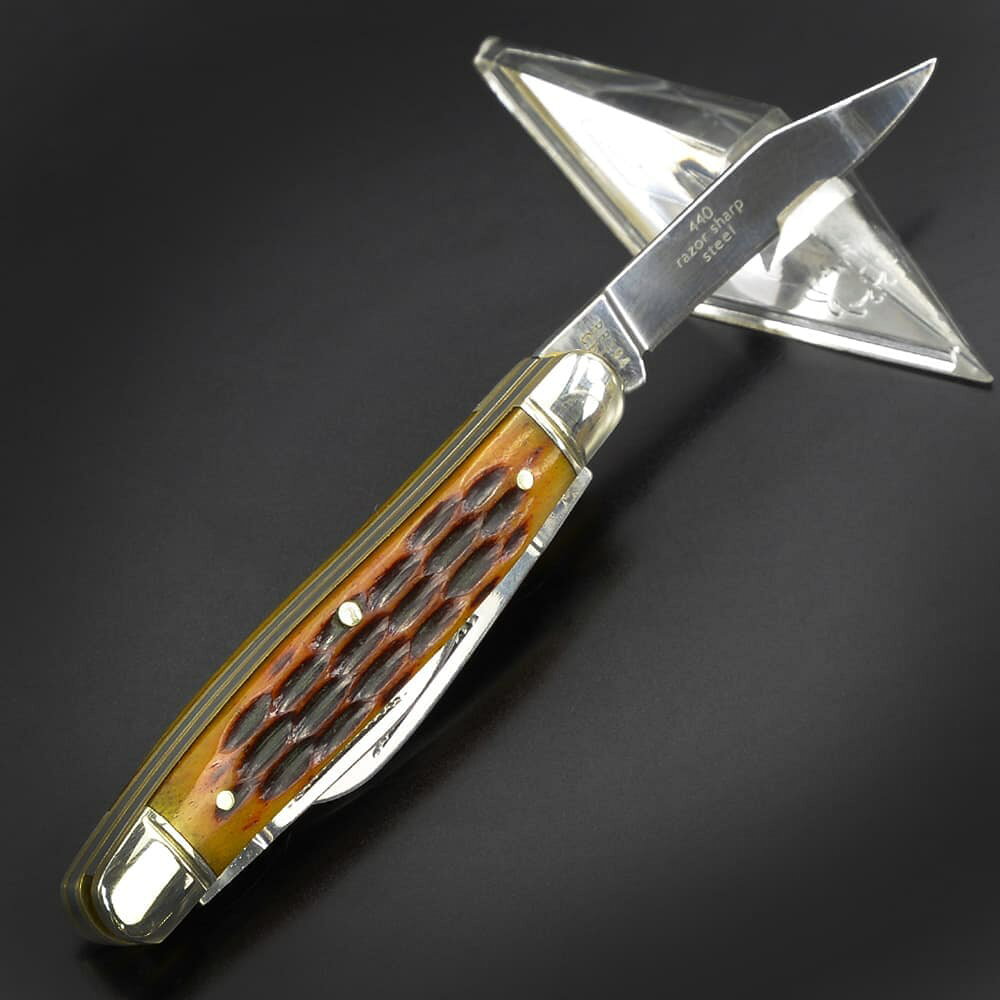 ミリタリーショップ レプマートのRough Ryder 折りたたみナイフ Amber Bone ミニストックマン RR194 ラフライダー ハンティングナイフ スモール ストックマン アンバーボーン トリプルブレードナイフ ストックマンフォルダー ファーマーズナイフ 3枚刃 ポケットナイフ マルチブレードナイフ｜アングル3