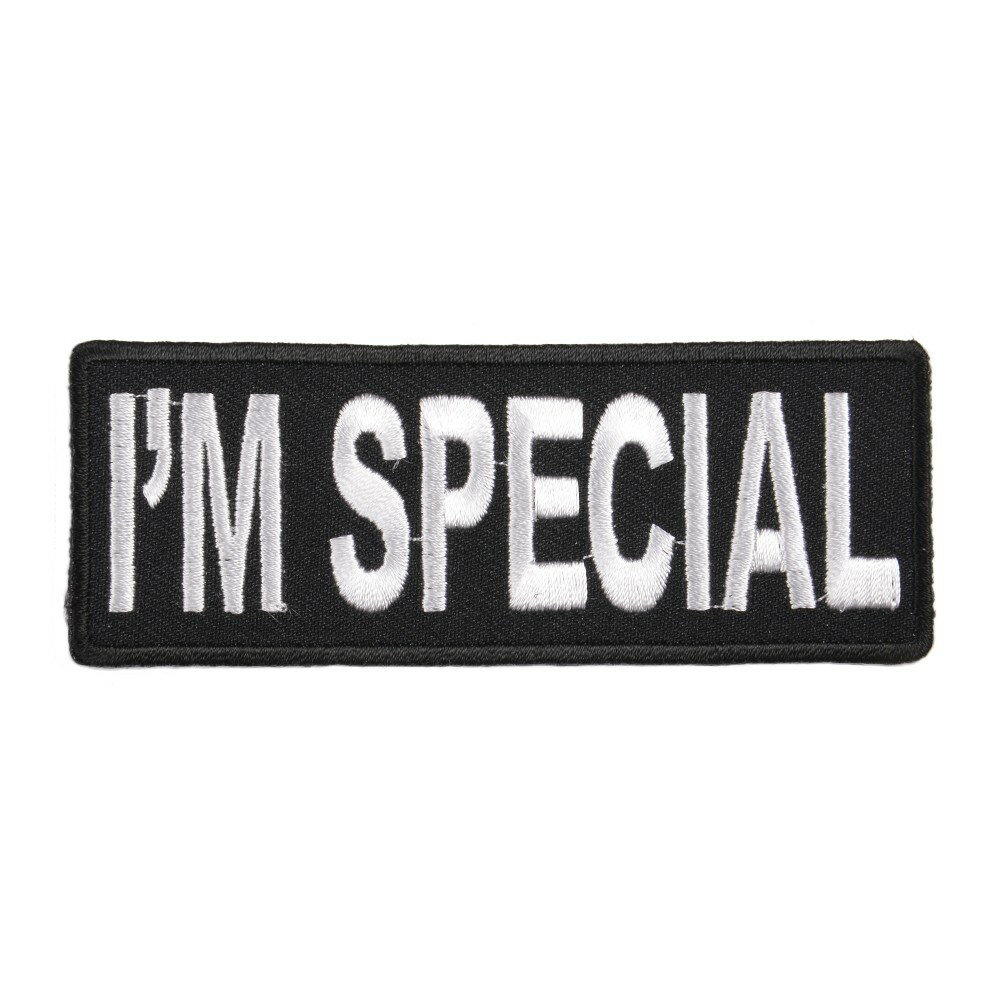 ミリタリーパッチ アイムスペシャルアイロンシート付で取付簡単なミリタリーパッチ黒地に白色で「I’M SPECIAL」と刺繍がされたミリタリーパッチ。I’m Special(アイム スペシャル)は日本語にすると「私は特別です」という意味です。裏側にはアイロンシートがついており、アイロンシートを下にして上からアイロンを押し当てるだけで、簡単に貼り付ける事ができます。デニムやベスト、シャツなどの衣類を手軽にカスタムできる為、裁縫が苦手な方にもピッタリ。レザージャケットなど、革製品に取り付ける際は、縫って取り付けてください。※製品の仕様、外観はメーカーより予告なく変更されますので、気になる点や、詳細はメールで別途お問合わせください。PC・モニタの環境で色が実物と多少異なる場合があります。布製品などは個体差があり、寸法に誤差が多少ありますので、ご了承くださいませ。ミリタリーパッチの詳細サイズ(縦×横)約3.7×9.8cm衣類の採寸方法について[2889][d01331214104228890000] ミリタリーワッペン アップリケ 記章 徽章 襟章 肩章 胸章 階級章 スリーブバッジミリタリーファッション ＞ 服飾品 ＞ ミリタリーワッペン ＞ 英字・英文[ミリタリーパッチ]ミリタリーファッション [服飾品/ミリタリーワッペン/英字・英文]【ミリタリーパッチ I’M SPECIAL アイロンシート付】黒地に白色で「I’M SPECIAL」と刺繍がされたミリタリーパッチ。I’m Special(アイム スペシャル)は日本語にすると「私は特別です」という意味です。裏側にはアイロンシートがついており、アイロンシートを下にして上からアイロンを押し当てるだけで、簡単に貼り付ける事ができます。デニムやベスト、シャツなどの衣類を手軽にカスタムできる為、裁縫が苦手な方にもピッタリ。レザージャケットなど、革製品に取り付ける際は、縫って取り付けてください。ミリタリーファッション ＞ 服飾品 ＞ ミリタリーワッペン ＞ 英字・英文Rothco メッセンジャーバッグ HW クラシック&nbsp;